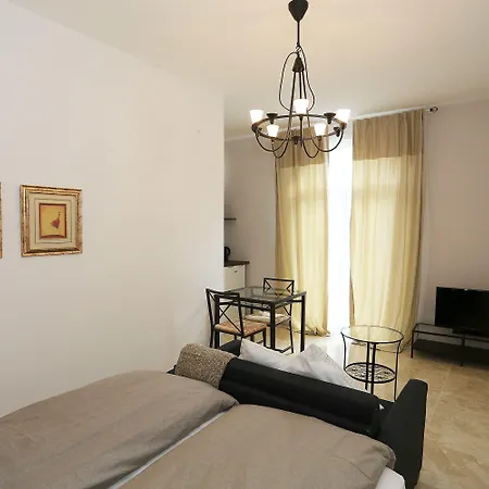 Guest house Maggie By Adex Travel 4*