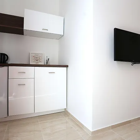 بيت ضيافة Maggie 4*