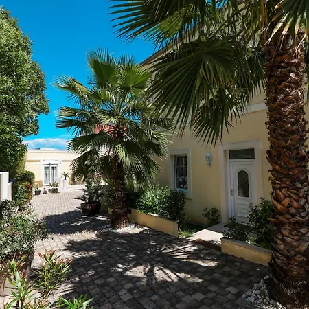 Guest house Maggie By Adex Travel Zadar