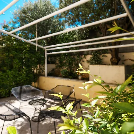 Guest house Maggie By Adex Travel Zadar