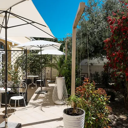Maggie By Adex Travel Guest house 4*