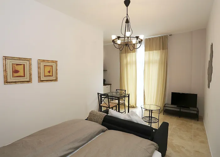 Guest house Maggie 4*