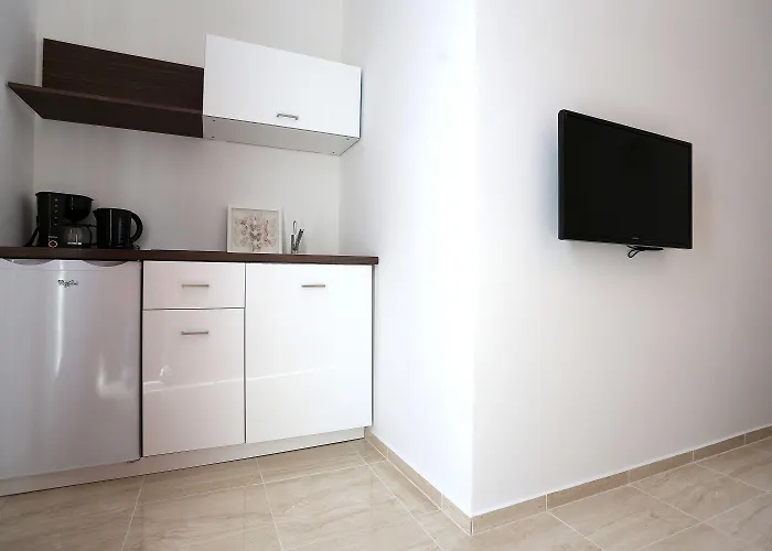 Guest house Maggie 4*